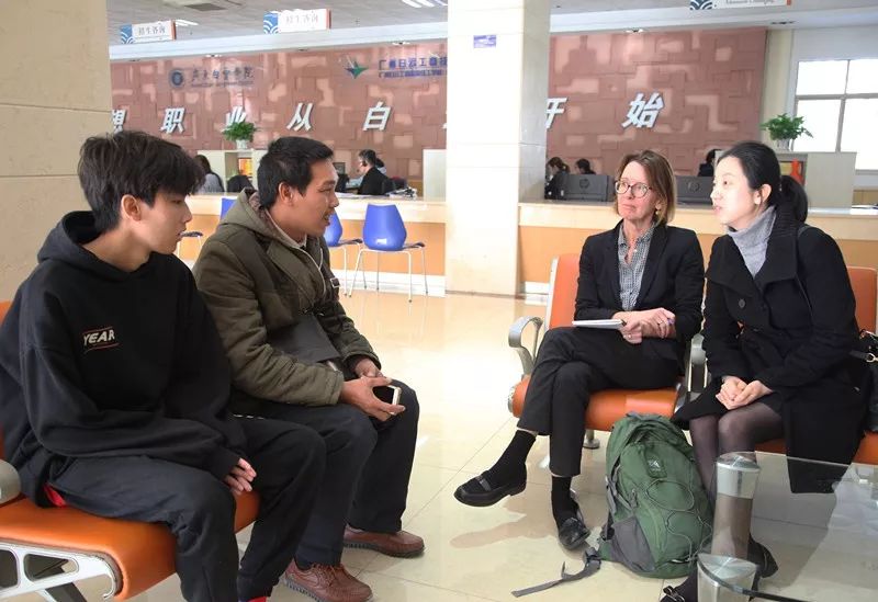 英國《經(jīng)濟學人》雜志主編愛瑪女士盛贊白云技師學院辦學實力雄厚