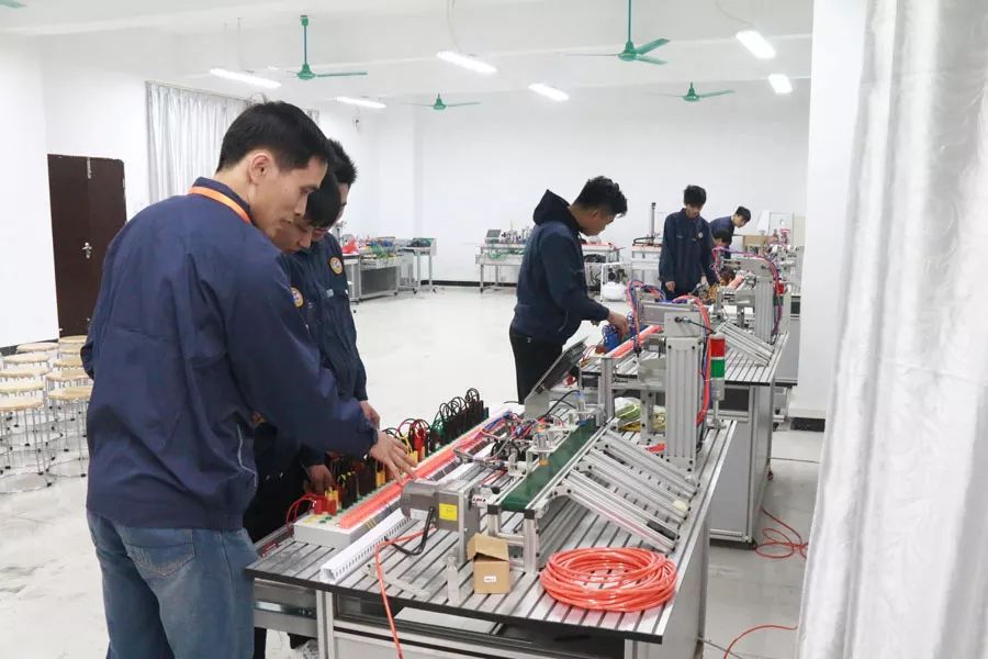 學(xué)在省電商丨不負(fù)最美校園，不負(fù)青春時(shí)光