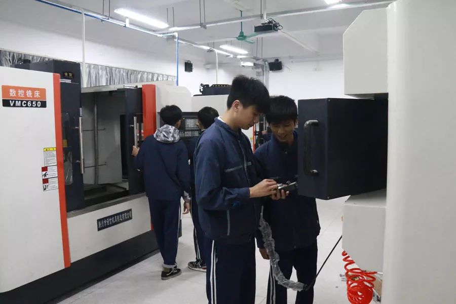 學(xué)在省電商丨不負(fù)最美校園，不負(fù)青春時(shí)光