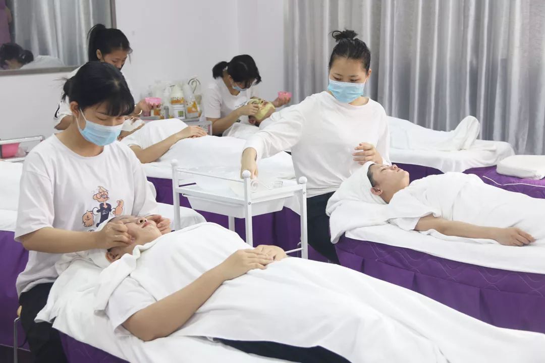 學(xué)在省電商丨不負(fù)最美校園，不負(fù)青春時(shí)光