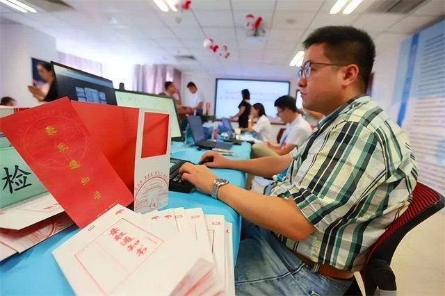 男孩學(xué)什么專業(yè)前景好-2 男孩學(xué)什么專業(yè)前景好-廣東技校排名網(wǎng)